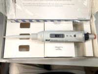 Micropipet 0,5-10 µl, IKA - Đức