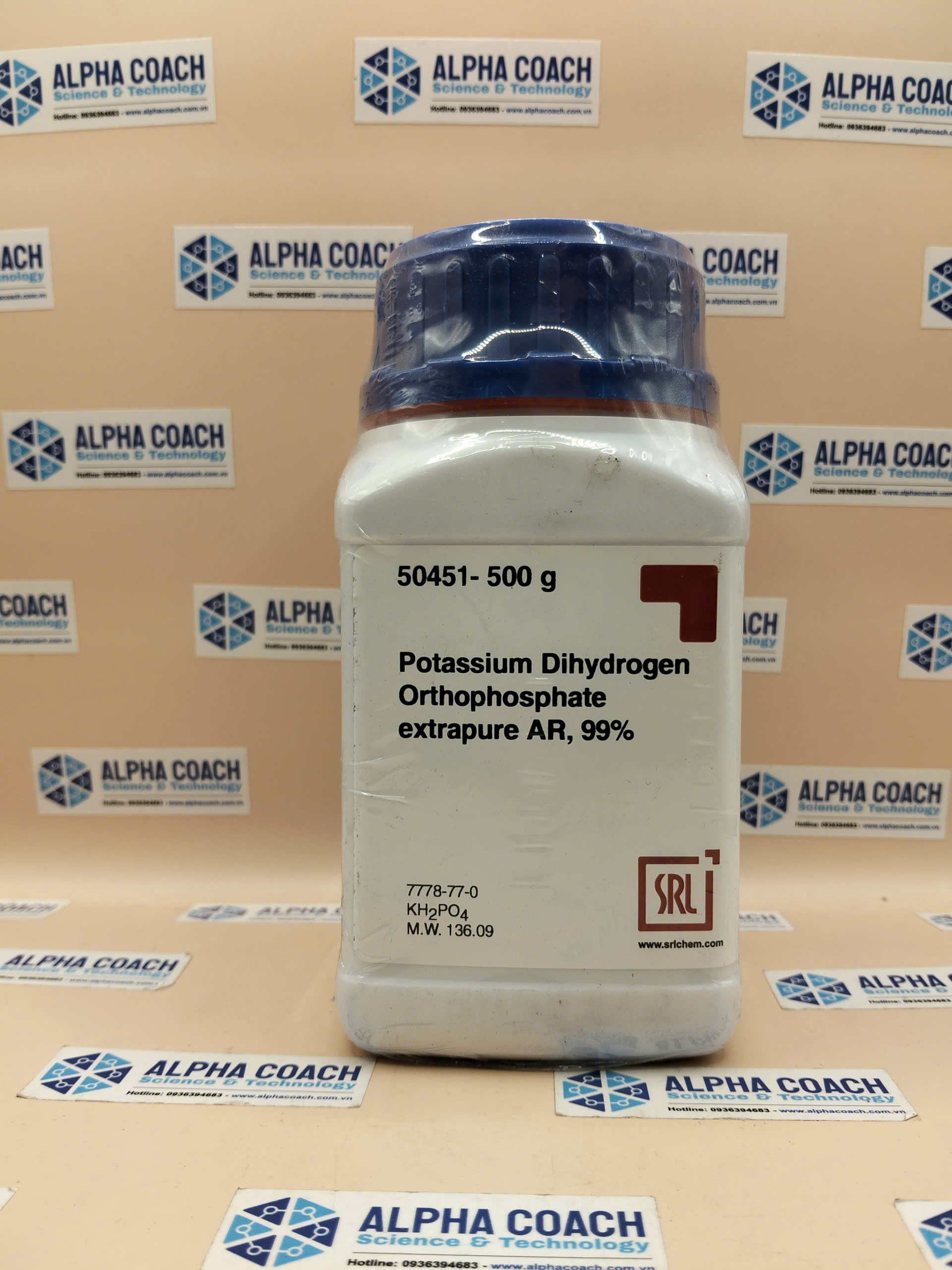 Hoá chất Potassium Dihydrogen Orthophosphate extrapure AR, 99%, chai 500g, hãng SRL, Ấn Độ