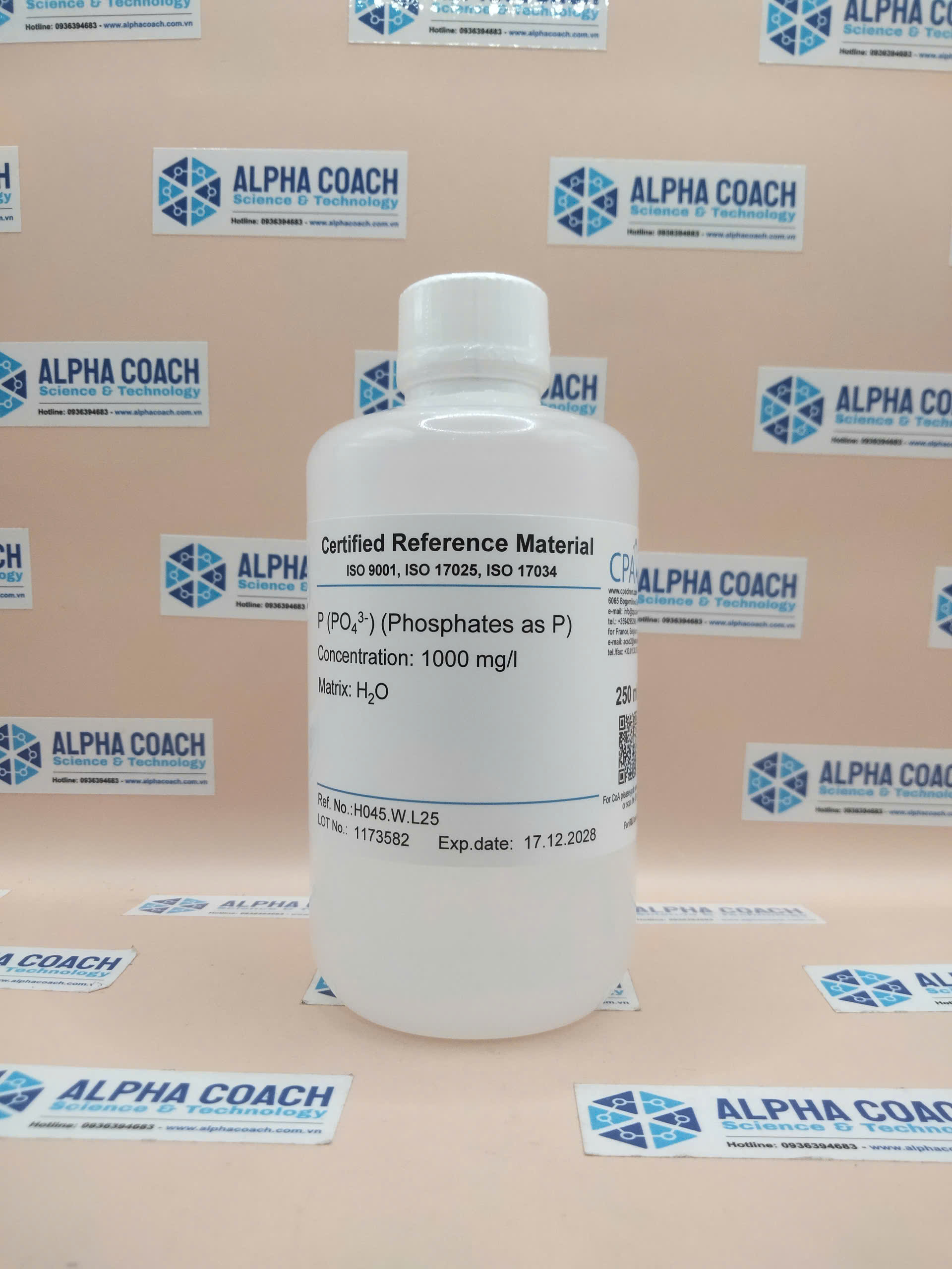 Dung dịch chuẩn IC - Phosphates (PO43- (as P)) 1000 mg/l, chai 250mL, hãng CPAchem, Bungari