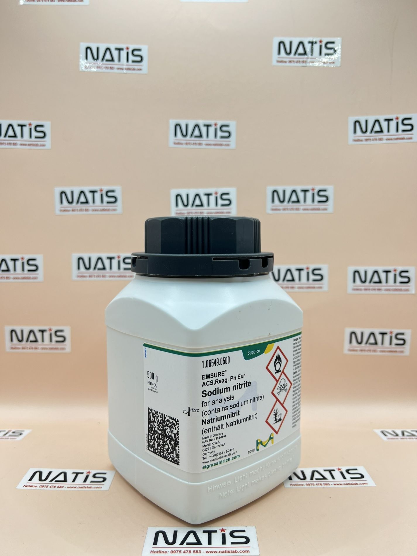 Sodium nitrite, Merck
