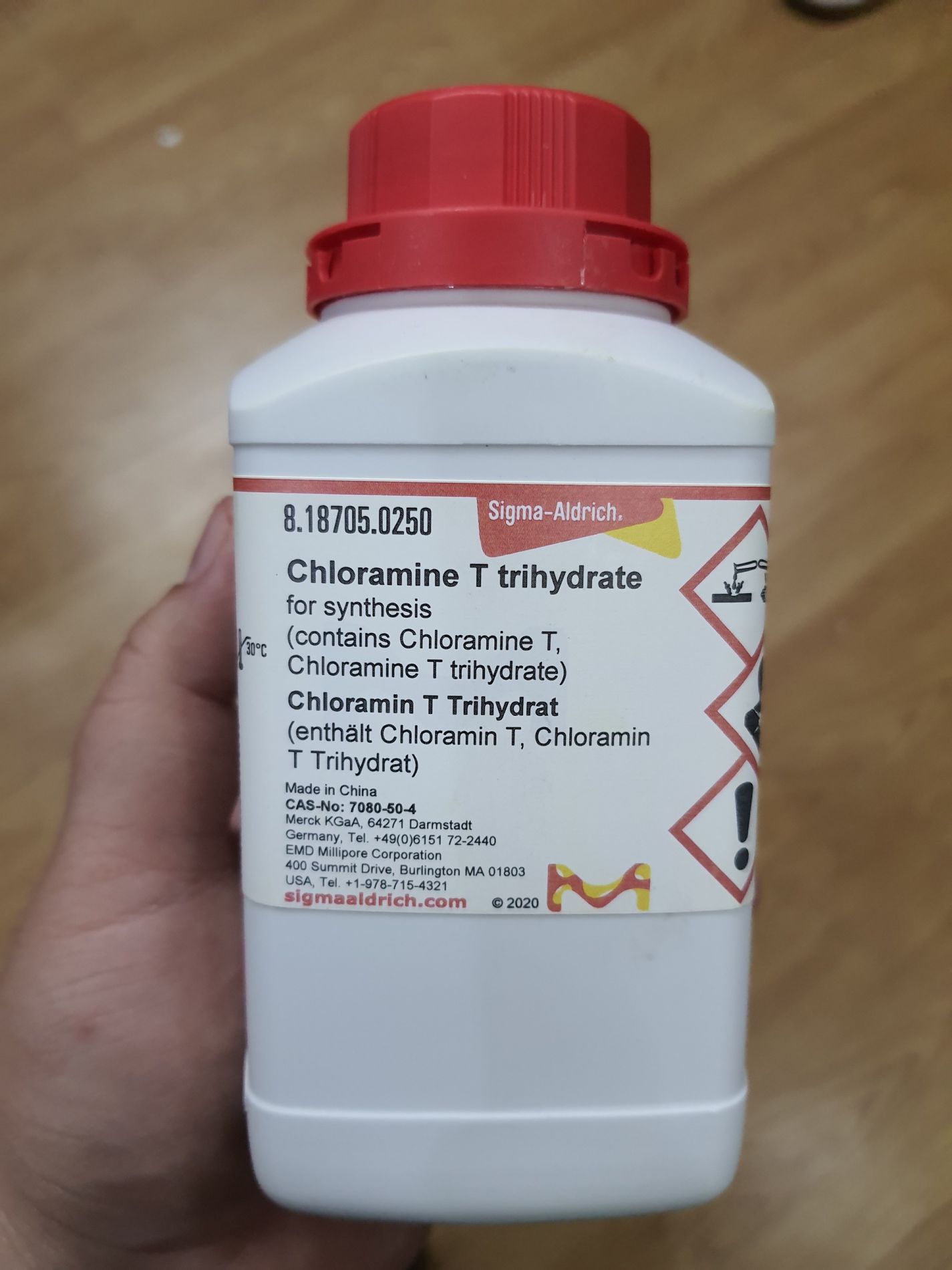 Chloramine T trihydrate, Merck