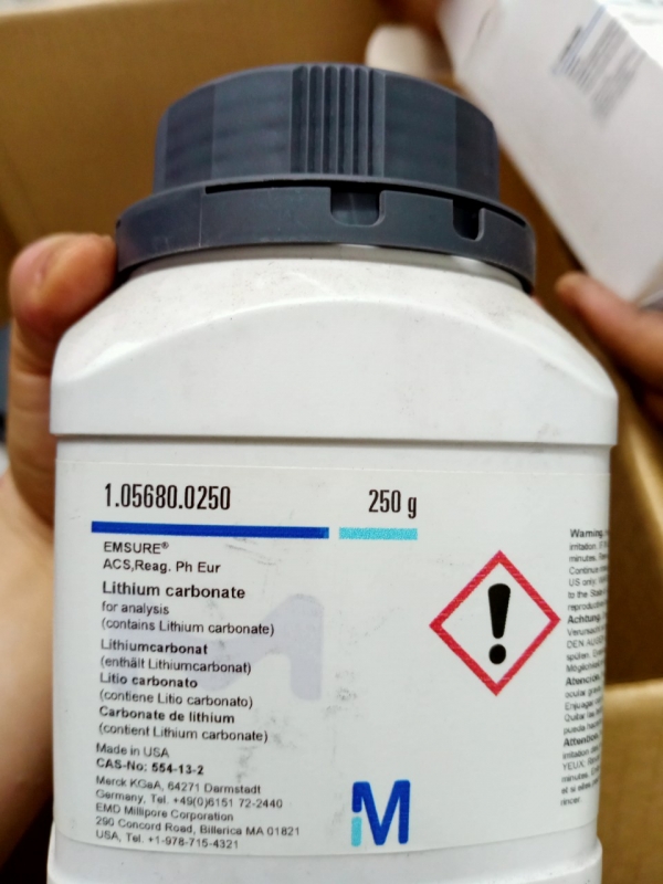Lithium carbonate, Merck