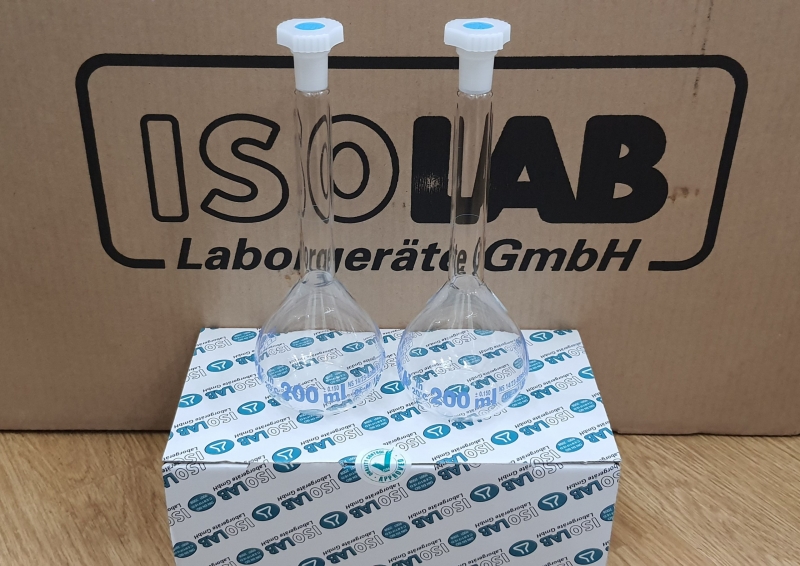 Bình định mức trắng 200mL, Isolab - Đức