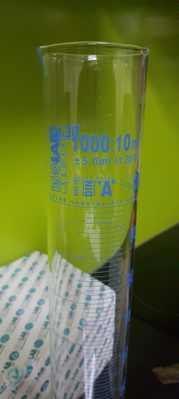 Ống đong 1000mL, Isolab - Đức