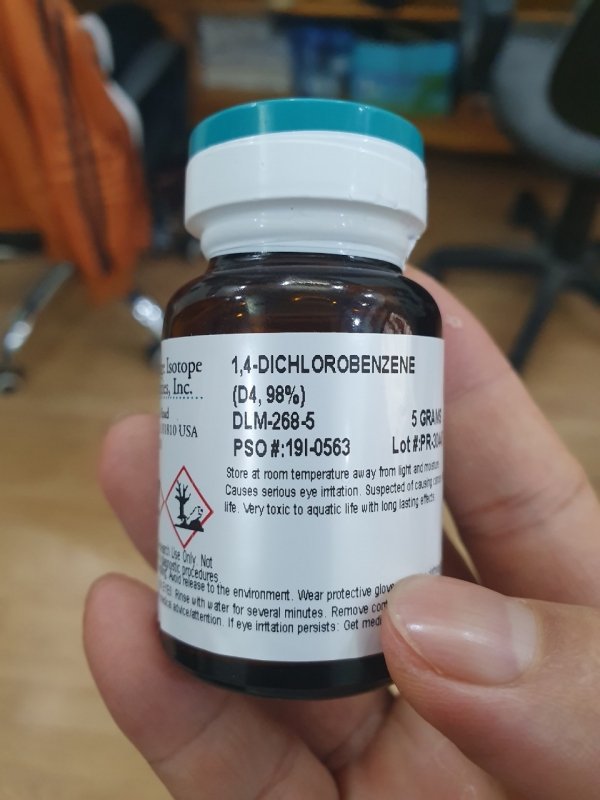 Hóa chất chuẩn DLM-268-5, 1,4-DICHLOROBENZENE (D4, 98%), 5GM, Hãng CIL, USA
