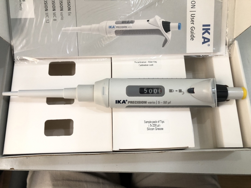 Micropipet 5-50 µl, IKA - Đức