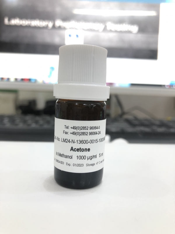 Dung dịch chuẩn Acetone 1000 µg/mL in Methanol (For food and environmental residue analysis), lọ 5mL, hãng Labmix24, Đức