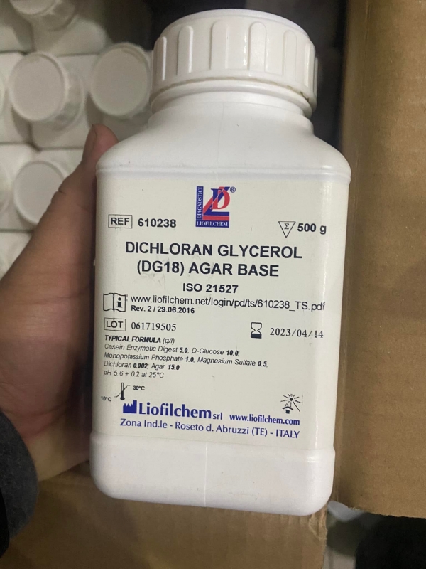 Dichloran Glycerol (DG18) Agar Base - Liofilchem Ý