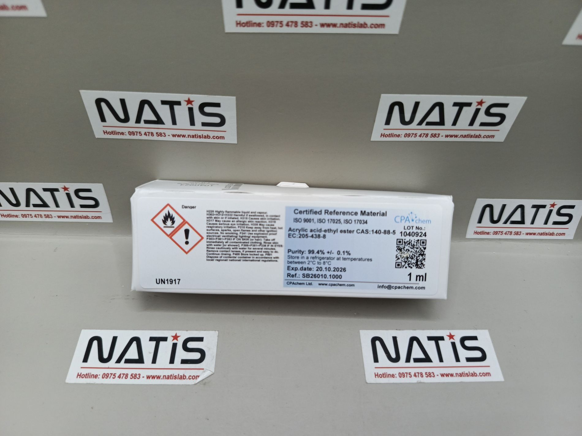 Chất chuẩn Acrylic acid-ethyl ester CAS:140-88-5 EC:205-438-8, mã SB26010.1000, hãng CPAchem, Bungari
