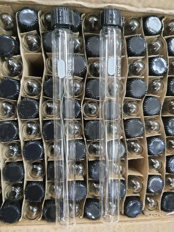 Ống nghiệm có nút 18x180mm - Biohall Germany