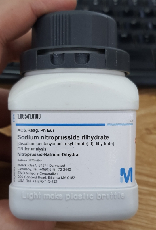 Hóa chất Sodium nitroprusside dihydrate, lọ 100g, hãng Merck
