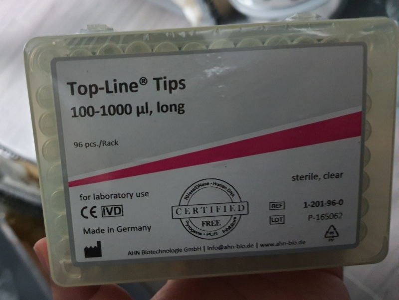 Hộp đầu tip 100-1000uL, hãng AHN - Đức