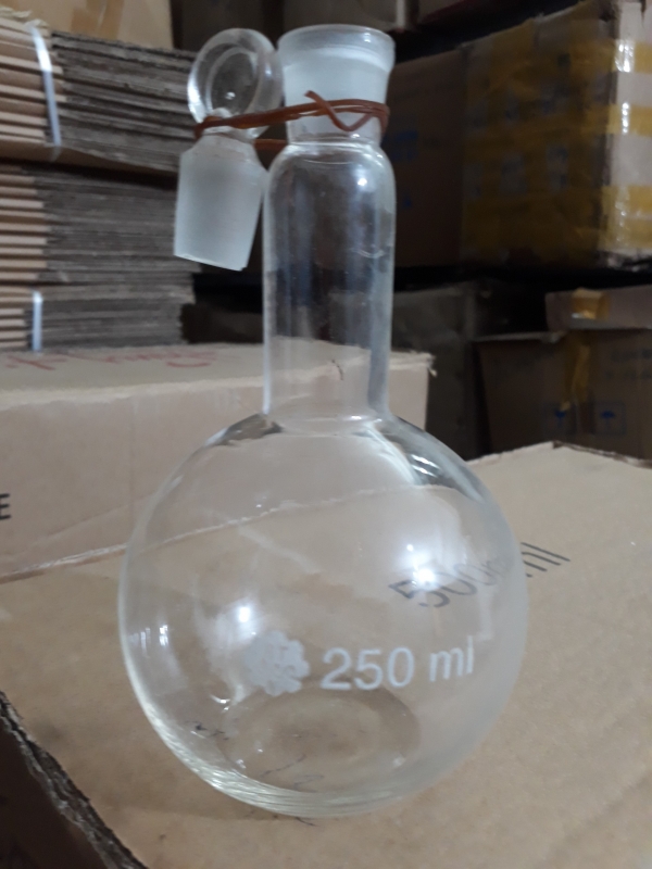 Bình cầu đáy bằng, nút nhám 250mL, Trung Quốc