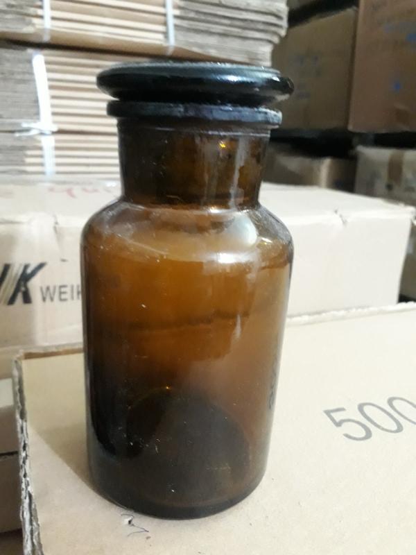 Chai nâu nút mài miệng rộng 125ml, Trung Quốc