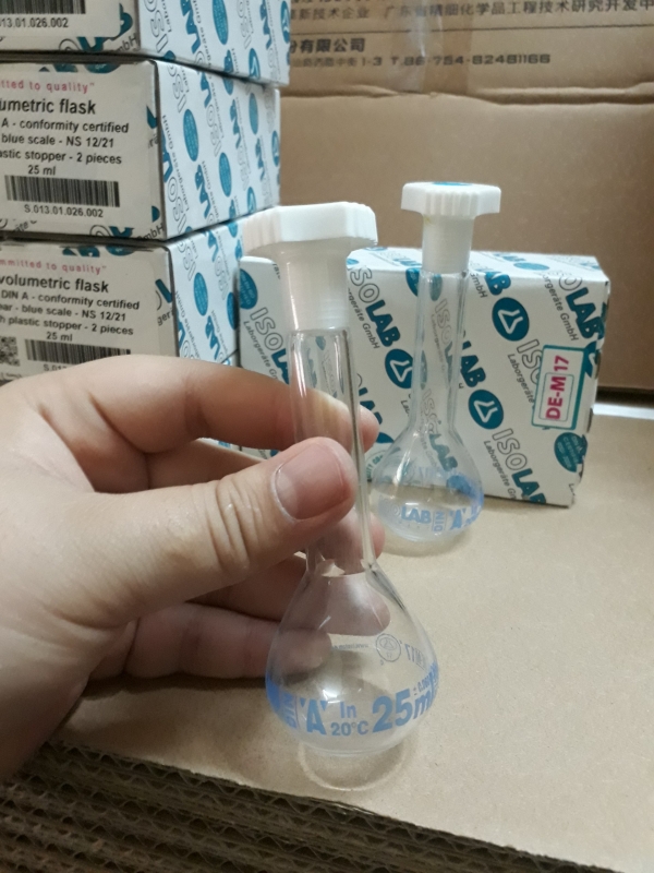 Bình định mức trắng 25mL, Isolab - Đức