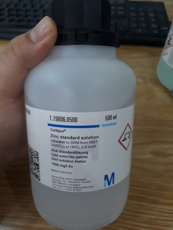 Dung dịch chuẩn Kẽm Zn 1000mg/L, Merck