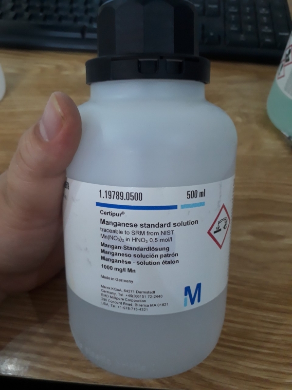 Dung dịch chuẩn Mangan Mn 1000mg/L, Merck