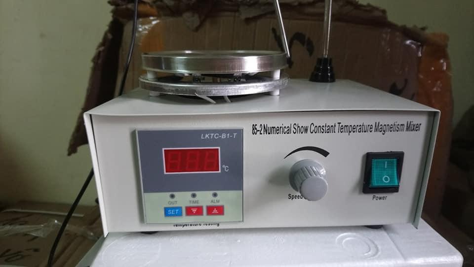 Máy khuấy từ gia nhiệt 85-2, max 2400 v/phút, 100oC