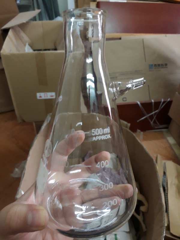 Bình tam giác có nhánh 500mL, Trung Quốc