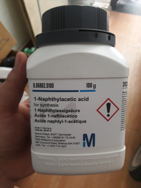 1-Naphthylacetic acid, Merck