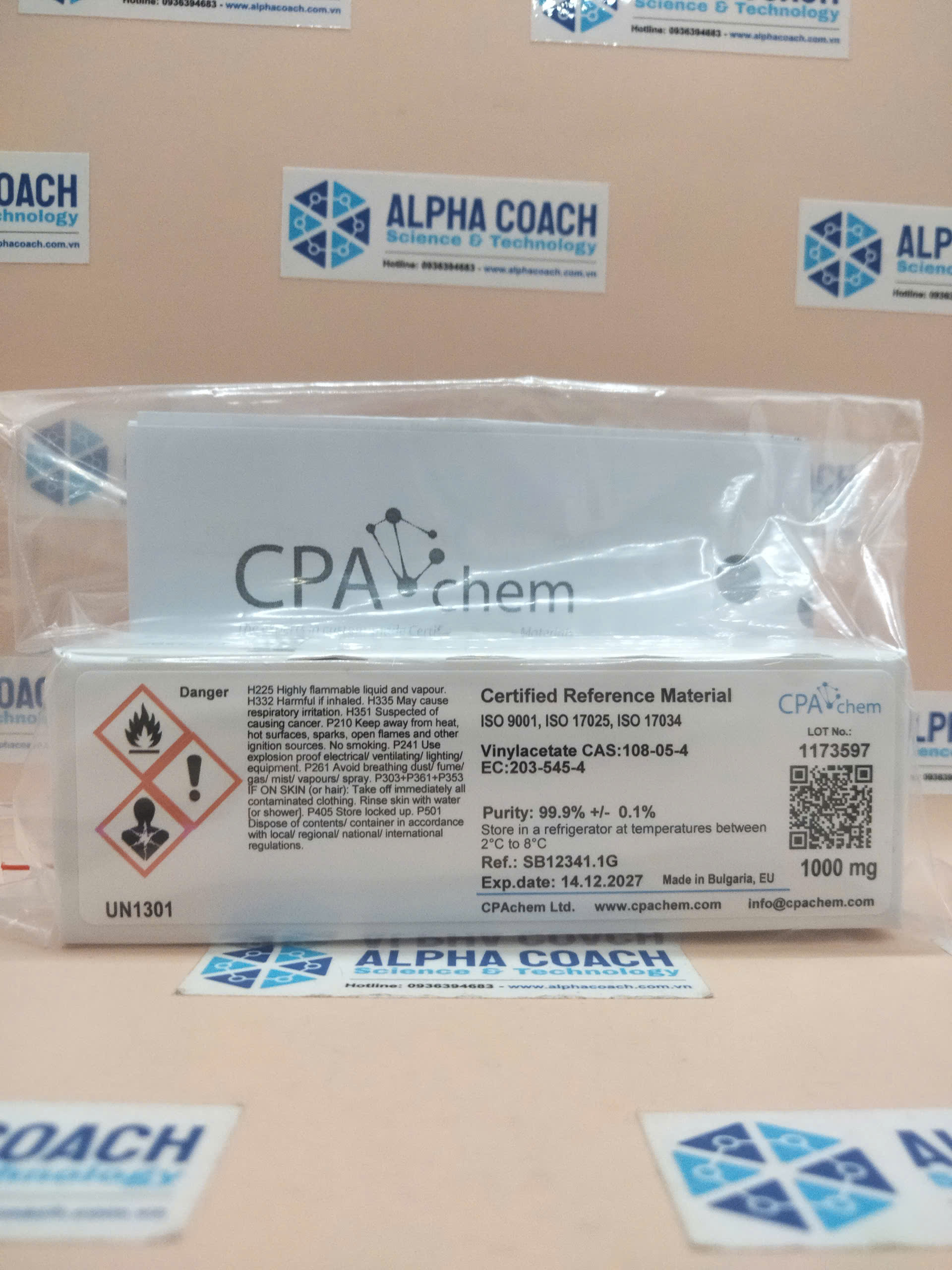 Chất chuẩn Vinylacetate, mã SB12341.1G, lọ 1000 mg, hãng CPAchem, Bungari