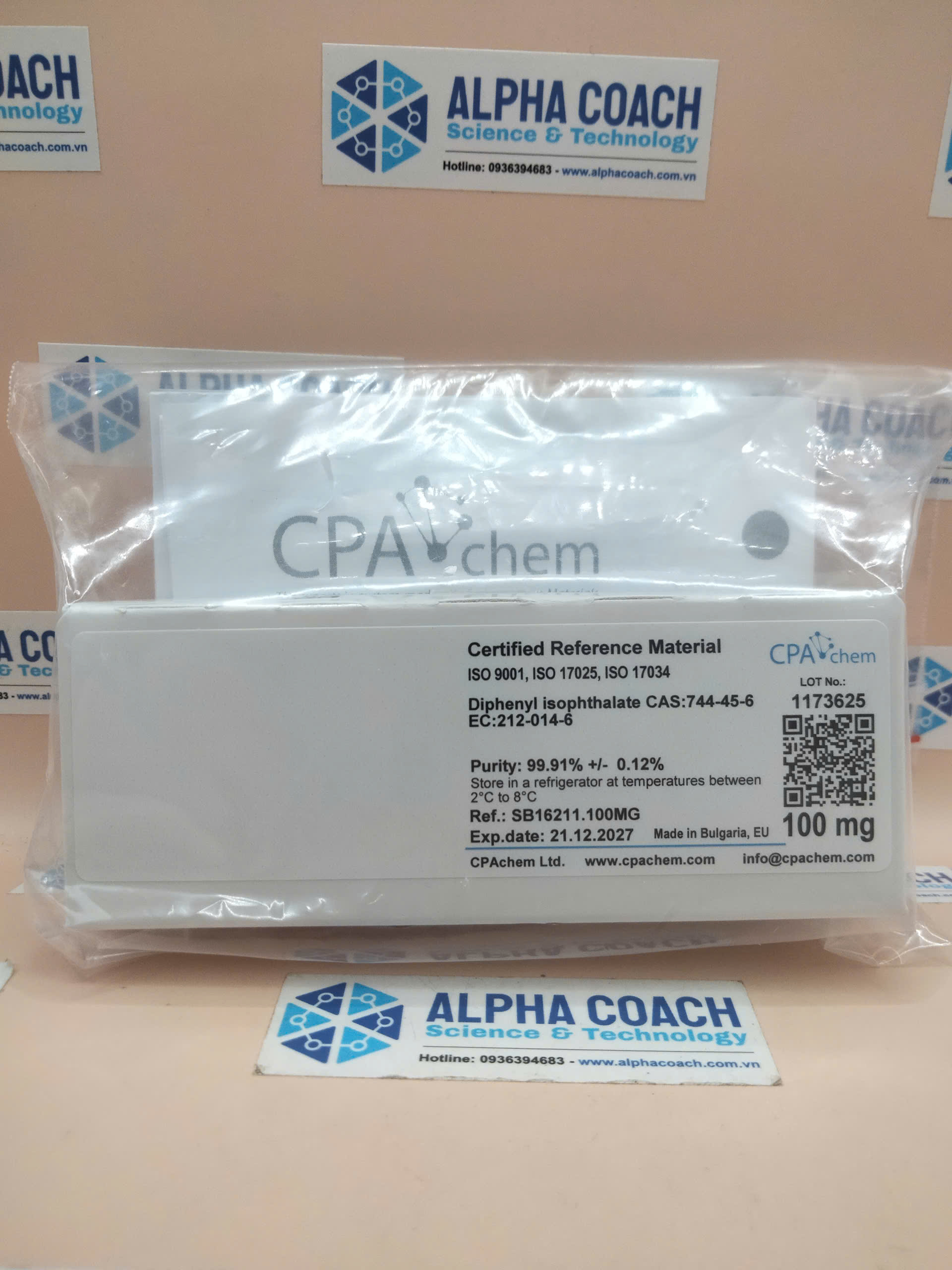 Chất chuẩn Diphenyl isophthalate, mã SB16211.100MG, lọ 100 mg, hãng CPAchem, Bungari