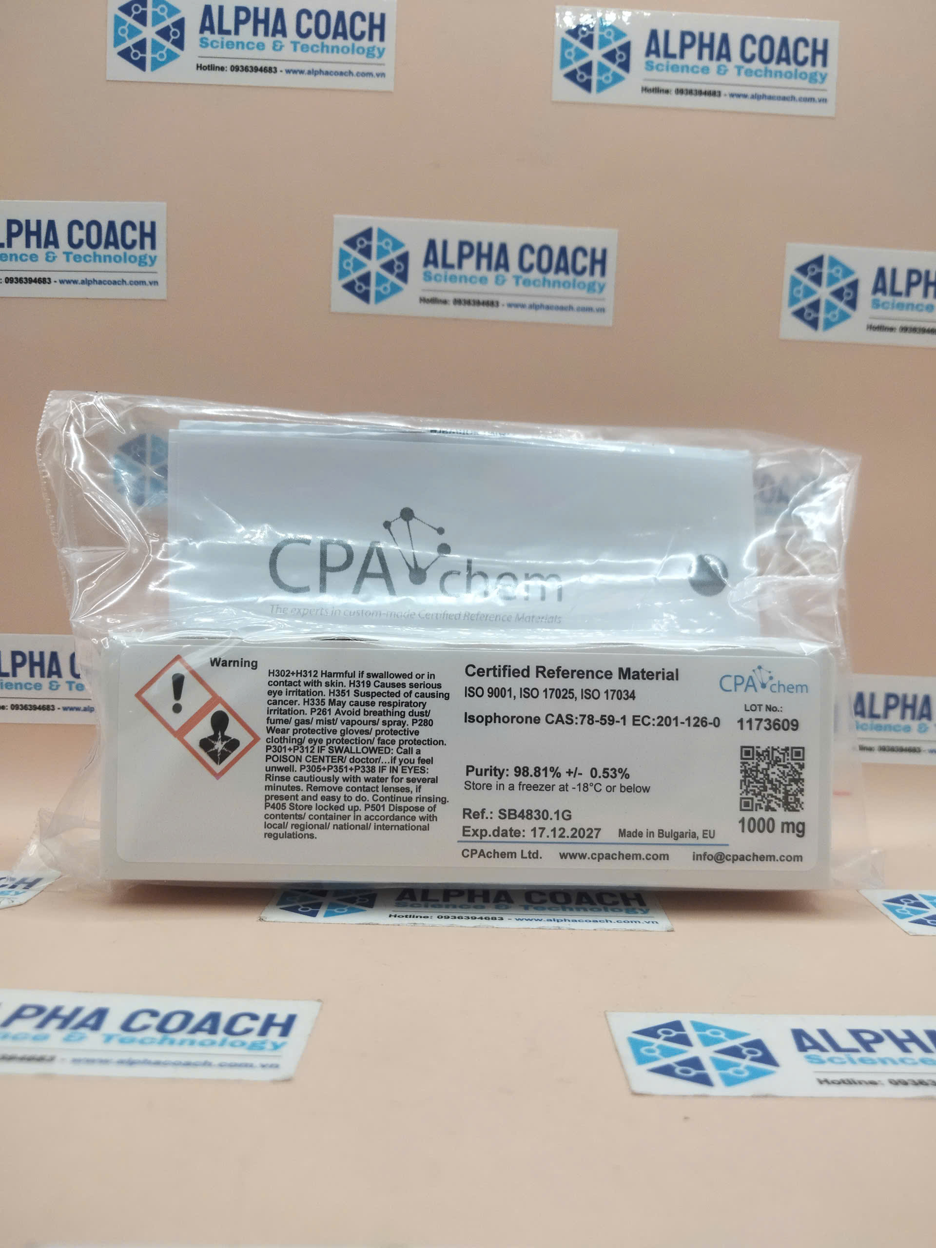 Chất chuẩn Isophorone, mã SB4830.1G, lọ 1000 mg, hãng CPAchem, Bungari